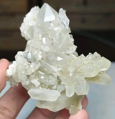 Chlorite Quartz Crystal Having Good Luster & Nice Growth.