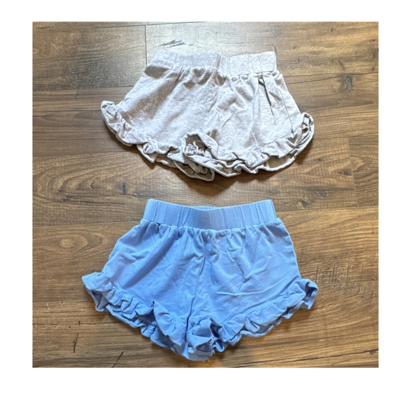 EUC Girls Ruffle Hem Shorts Blue Gray Size 6 Cotton Spandex Elastic Waist
