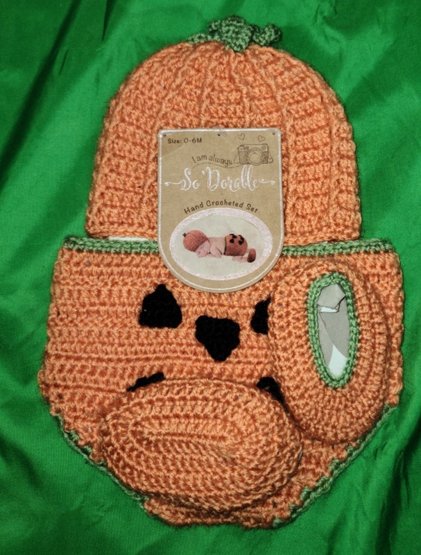 New So Dorable Baby Hand Crocheted Pumpkin Set Orange Jack o'Lantern 0-6 Months