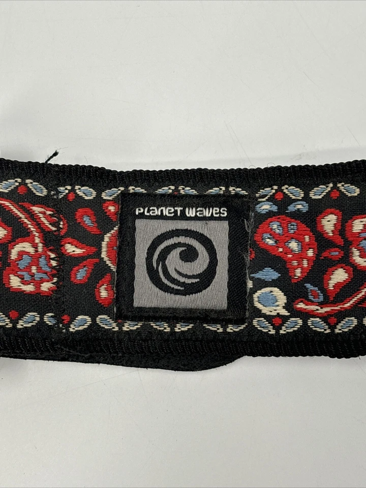 Correa de guitarra tejida Planet Waves tela con cuero rojo estilo cachemir 42 pulgadas Foto 4 de 4