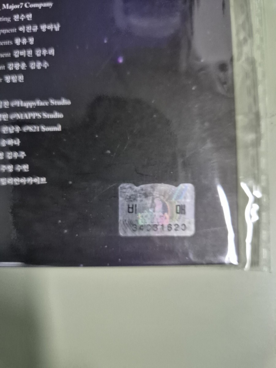 DREAM CATCHER - ALL MEMBER SIGNED PROMO ALBUM (Full Moon DREAM CATCHER - ALL MEMBER SIGNED PROMO ALBUM (Full Moon