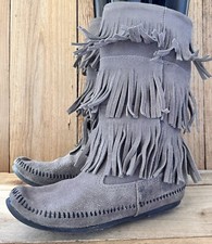 Minnetonka Fringe Moccasin Tall Boots Hippie Grunge Women's Size 8 Brown
