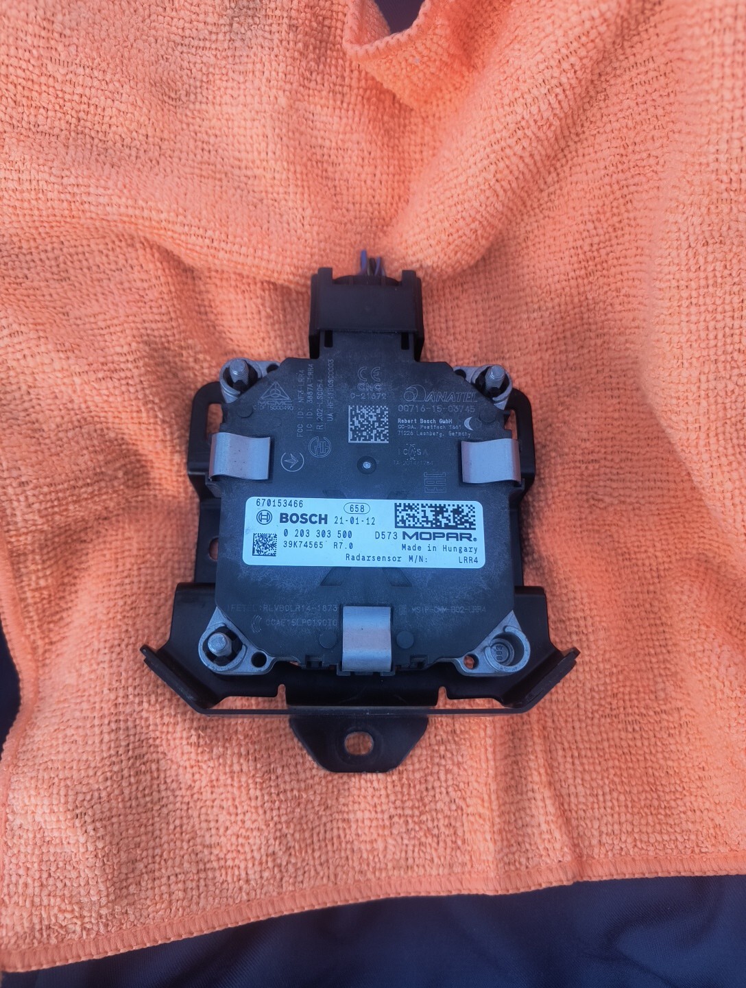 Maserati Ghibli 2021-2023 Radar sensor