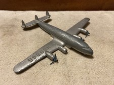 Vintage 1950  s Tootsietoy  Pan American World Airways  Diecast 6  Toy Airplane