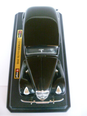 Burago Citroen 15cvTA (1938) Maßstab 1:24, Farbe schwarz