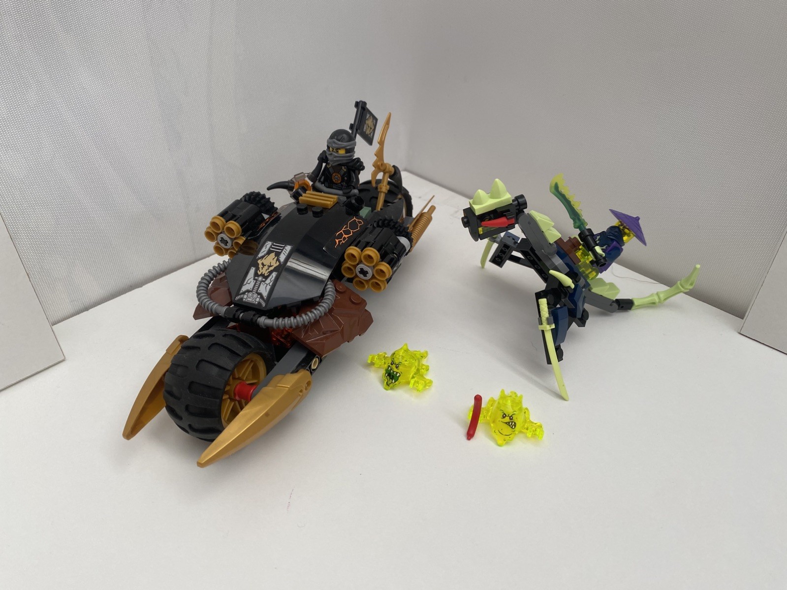 LEGO NINJAGO Blaster Bike 70733