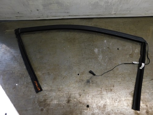 Maserati Quattroporte 2013 Front Left Door side seal Photo - $100