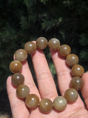 Authentic Hetian Jade Bracelet - Qiemo ''Sugar'' Jade - Smooth & Auspicious