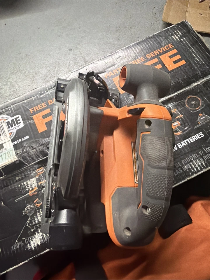 Ridgid R8655K 18V Cordless 6-1/2-in. Circular Saw Kit Tool Only Use - Image 3 of 4