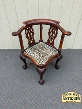67706 Elegant Chippendale Style Mahogany Corn...