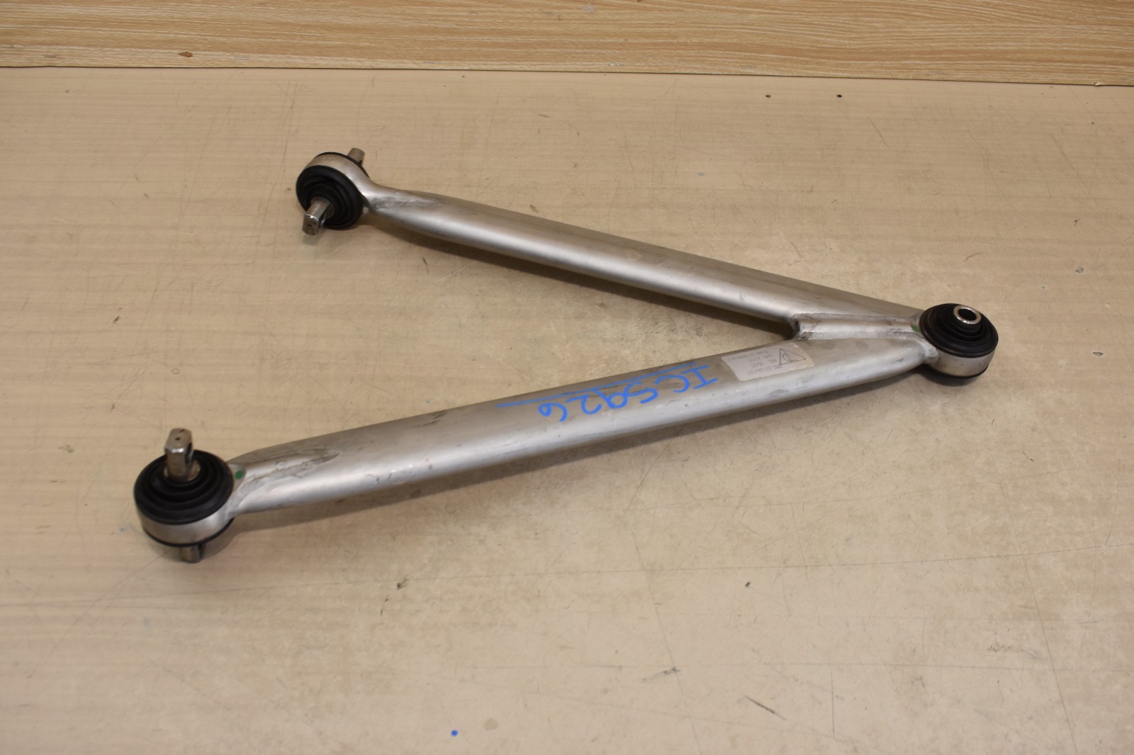 04-06 PORSCHE CARRERA GT REAR SUSPENSION LOWER CONTROL TRACK ARM OEM 98033104101