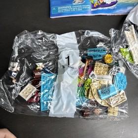 Lego 41315 Friends Heartlake Surf Shop Mia Complete Set New Without Box