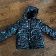 Cat  Jack Boys Puffer Jacket Hooded Blue Green Camo Size XS 4/5 Winter Coat