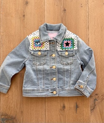 Chiara Ferragni Süße Jeansjacke mit Häkeleinsätzen und Stretchanteil