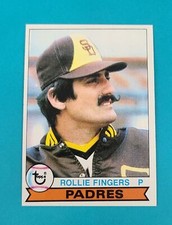 1979 Topps #390 Rollie Fingers San Diego Padres BASEBALL Card 1C