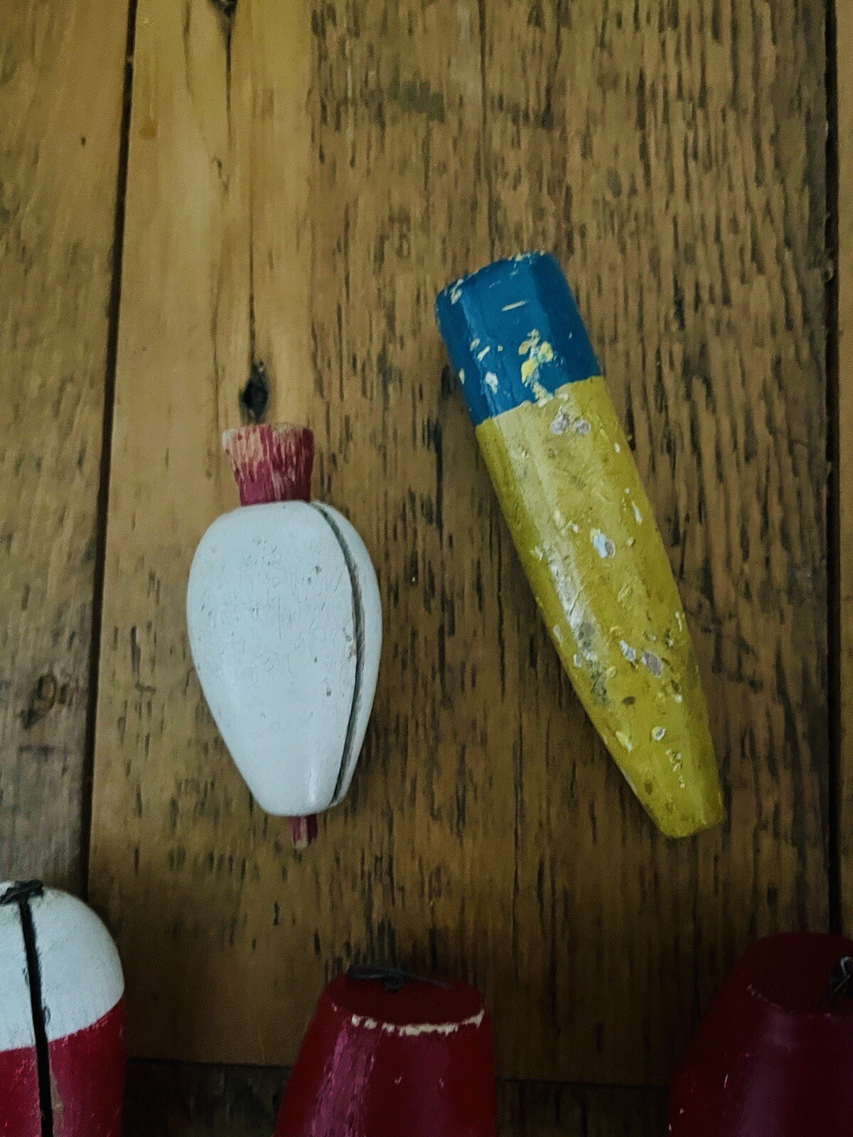 VINTAGE WOOD & Cork BOBBERS ANTIQUE TACKLE FISHING LURE FLOATS Lot Of