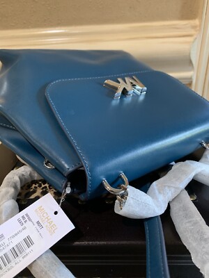 Michael Kors Mott Chain Handle Polished Leather Backpack in  display picture 2