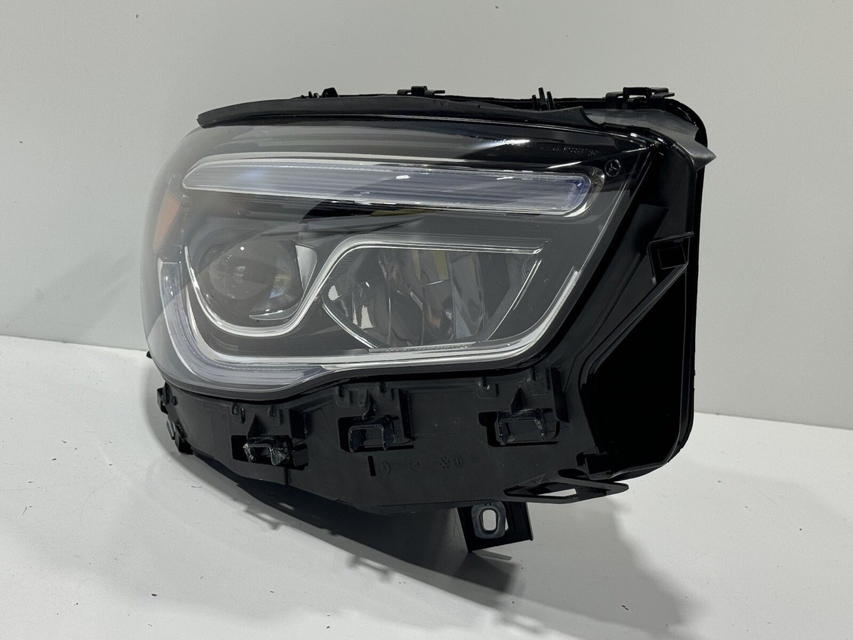 2021 2022 Mercedes benz GLA Class GLA LED Passenger side Headlight 