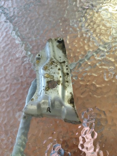 Strebe Halter Kotflügel Rechts 1K6821136 LA7T Unitedgrey Golf 5 V 1K Original