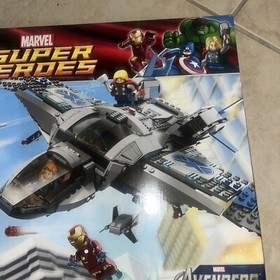 Lego Marvel Superheroes 6869 Quinjet Aerial Battle set New Sealed Damaged Box