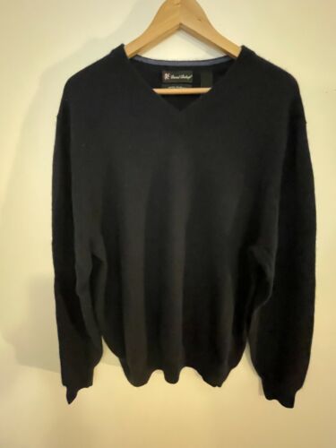 Men's DANIEL BISHOP 100% cashmere V-neck sweater