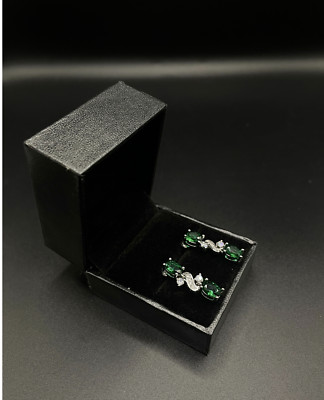 Ohrringe mit Weißgold-Finish Love & Kisses Smaragd & kreierter Diamant KOSTENLOSER VERSAND