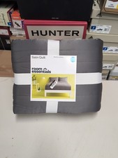 Room Essentials Sateen Quilt Satin Soft OEKO-TEX, Dark Gray, Full/Queen