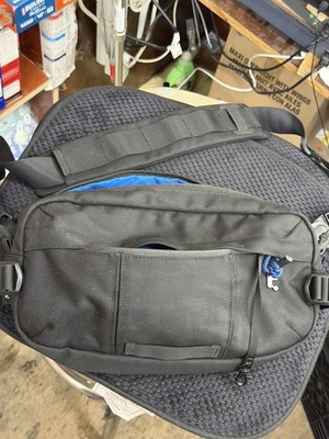 tomtoc 5.5L Sling Bag for Nintendo Switch 2/ROG Xbox Ally X, Heavy Duty