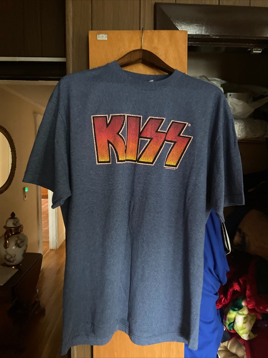 VINTAGE 2003 KISS T-SHIRT SIZE XL PRE OWNED | eBay