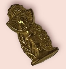 Catholic Souvenir First Holy Communion Vintage Jesus Eucharist Gold Plated Pin