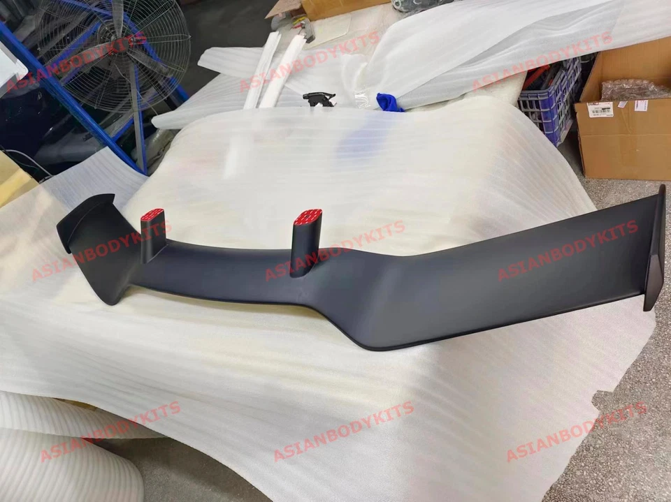 FRP REAR WING SPOILER for CHEVROLET CORVETTE C8 2020+ - Imagem 3 de 4