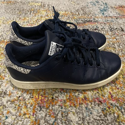 stan smith blue snakeskin