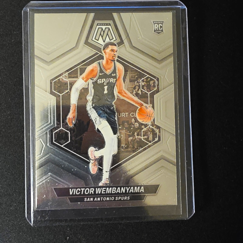 Panini 2023-24 Mosaic Rookies Victor Wembanyama RC Base #238 Spurs