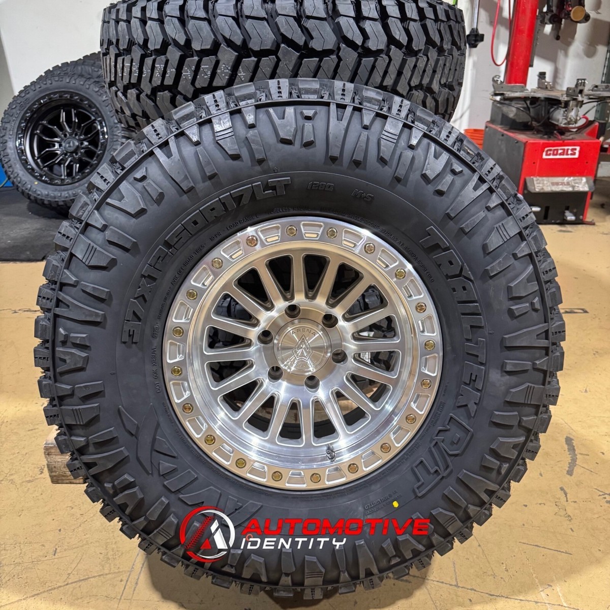 17x9 Arena A108 Trophy Wheels 37