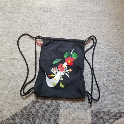 nike drawstring bag with zipper