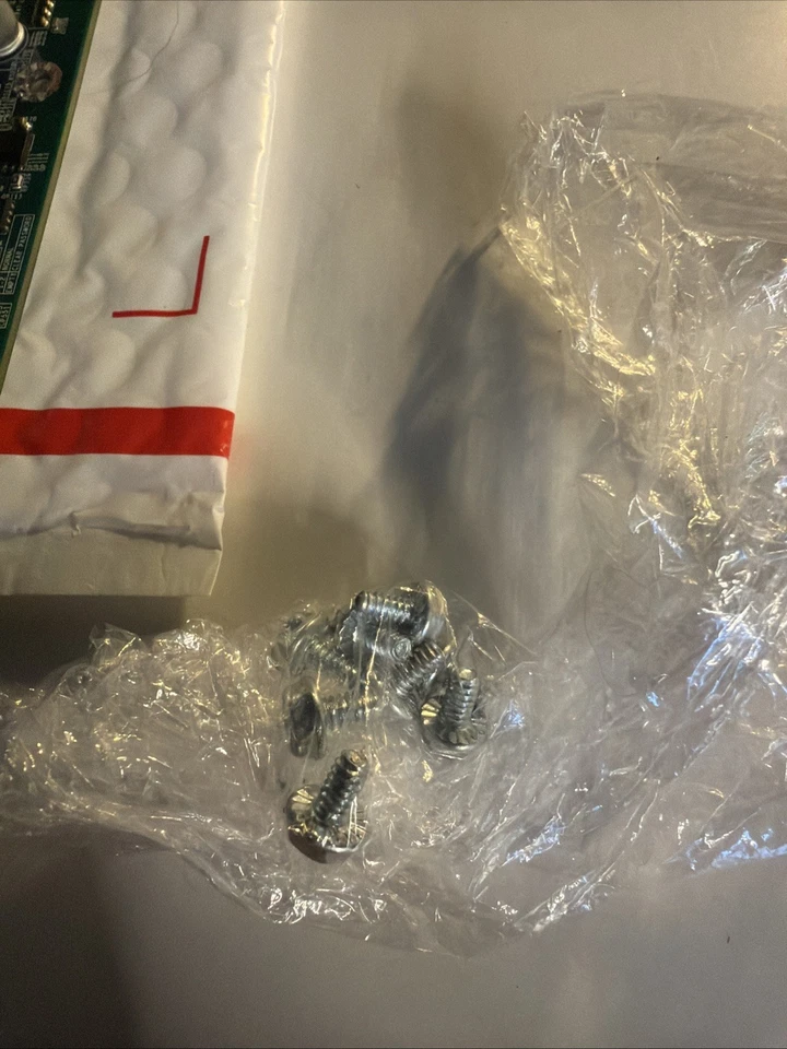 Intel Xeon E3-1240 v3 w/ Motherboard, RAM, and fan - Image 4 of 4