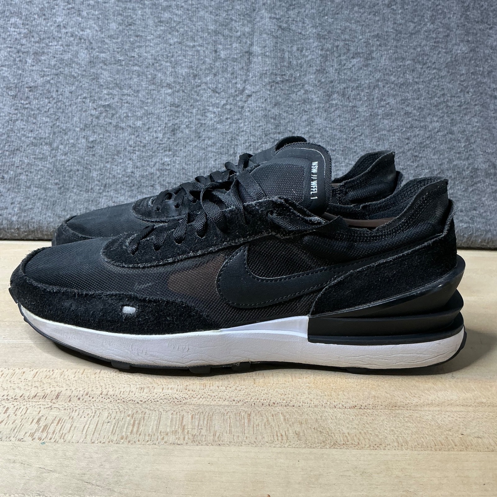 Nike Waffle One Men's 9 Sneaker Casual Suede Running Mesh