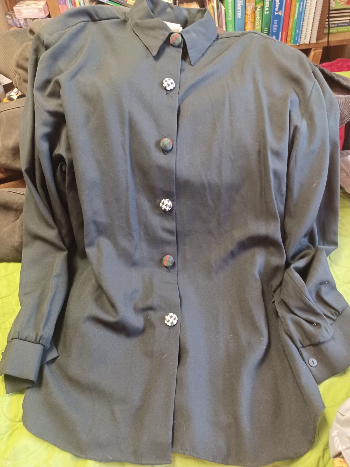 Bobbie Brooks Collared Button-Up Long Sleeve Blou… - image 1