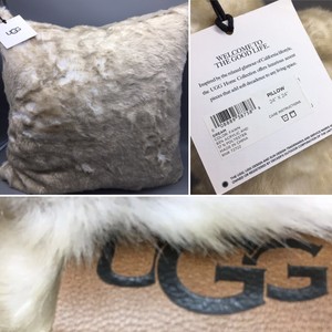 ugg fur pillow