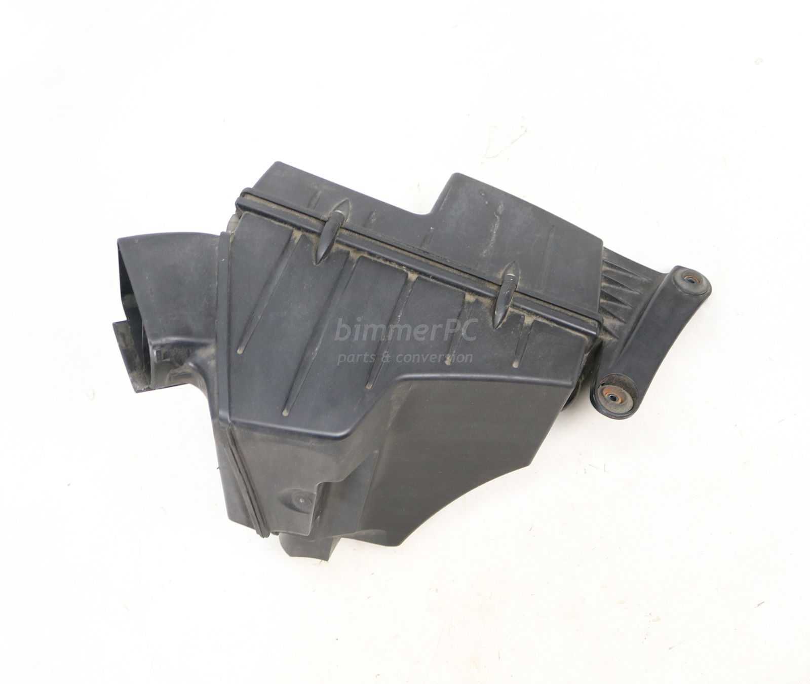 BMW E90 E92 N52n 328 Engine Intake Air Filter Cleaner Box Housing 2008