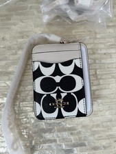 Coach Zip Card Case In Signature Canvas Gold/Black Multi