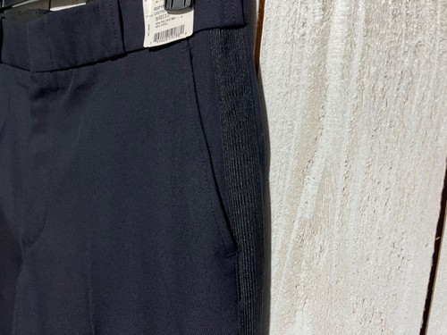 MEN'S FLYING CROSS NAVY WITH BLACK STRIPE POLICE PANTS SIZE 36x31 CPDTRS01 - Picture 5 of 7