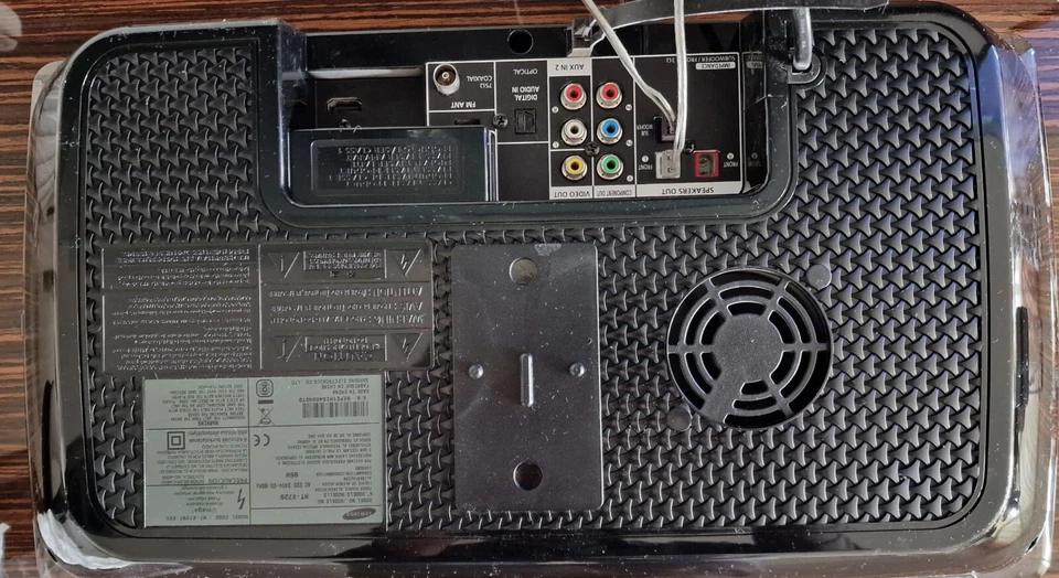 Samsung Digitales Heimkino -System HT-X729