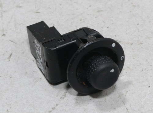 NISSAN Kubistar Bj 2003 Schalter Spiegel Verstellung 7700803531 #87018-F164