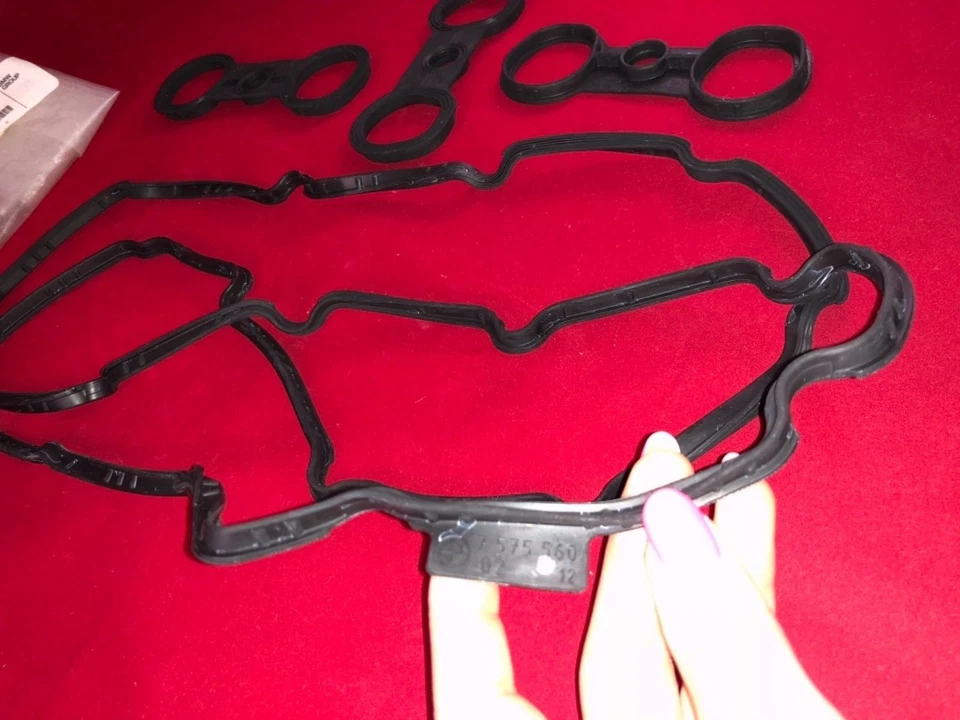 Juego de juntas de cubierta de válvula de motor BMW E60 E82 E88 E90 E91 F10 E93 X3 X5 Z4 GENUINO Foto 4 de 4