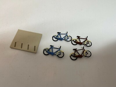 Merit OO/HO Gauge Station Accessories 5055 Cycles & Stand x 5 - As New ...