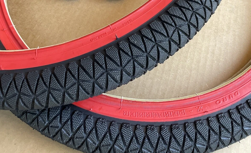 Juego de neumáticos de bicicleta DURO 20"" x 1,95 Street BMX X-Performer negro rojo blanco Foto 3 de 4