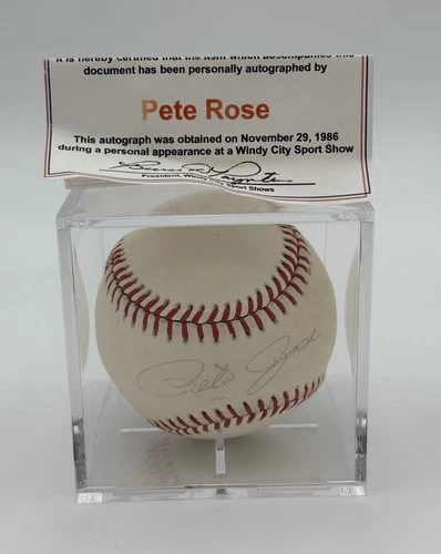 Pete Rose Signed Old Vintage National League Baseball Cincinnati Reds COA & CASE