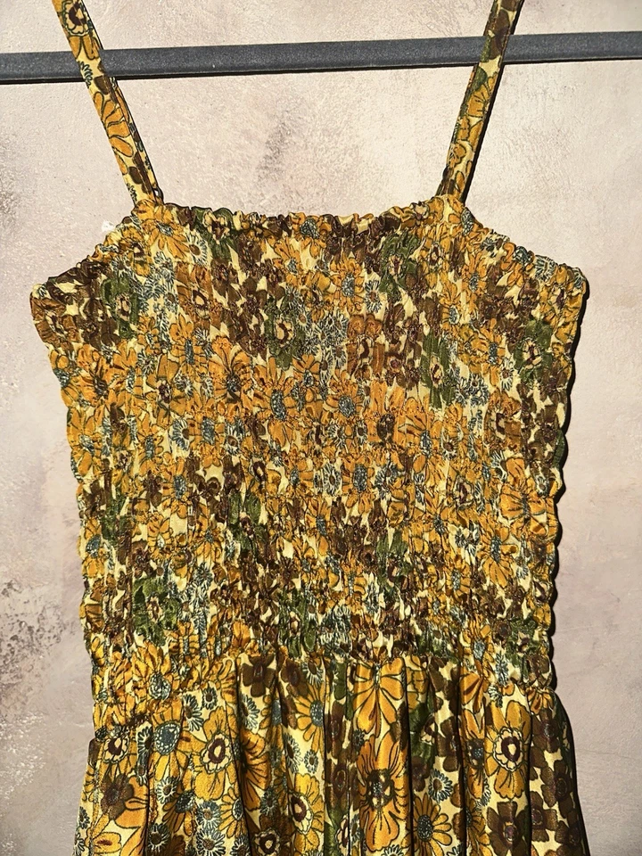 Boutique Fairy Handkerchief 70's Floral Silk Dress Size Small fairycore hippie - Image 3 of 4