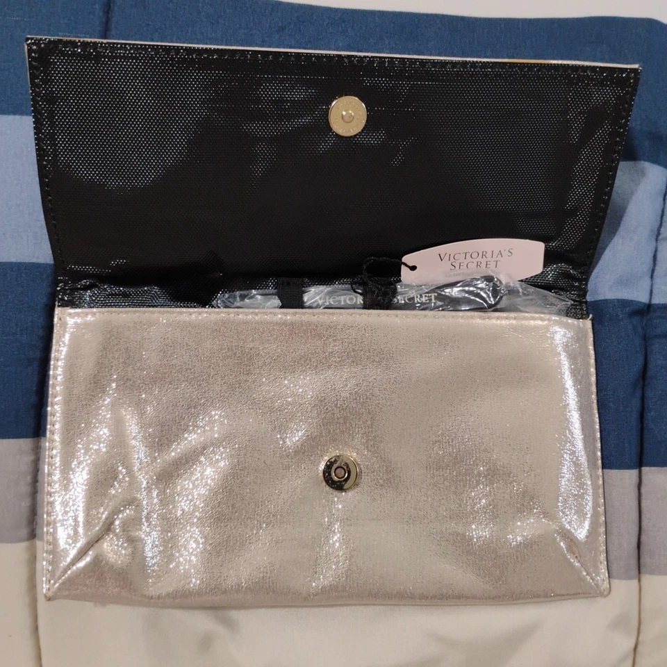 Victoria’s Secret Travel Mini Hermoso Estuche Metálico Dorado para Mini Hierro  Foto 2 de 4